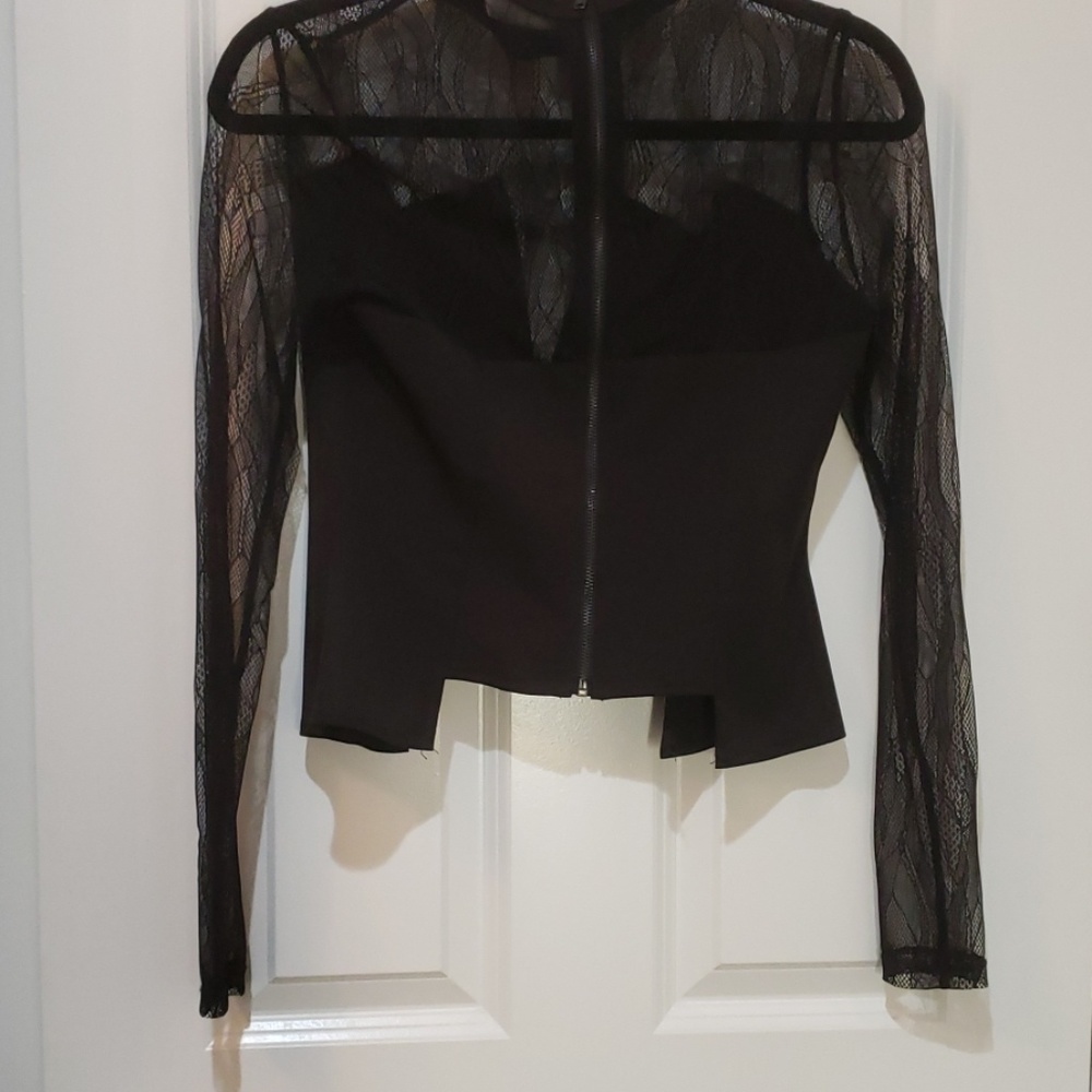 Lace top - Picture 4 of 4